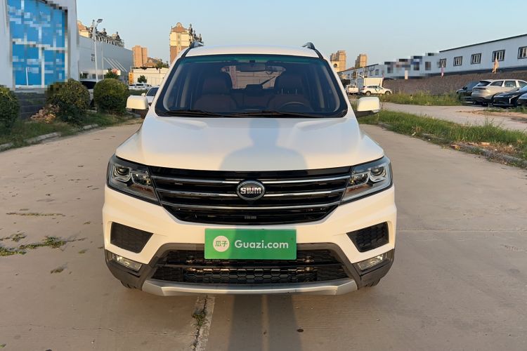 Used SWM X3 2020 1.5L Manual Value Edition 7 Seats Exterior 1