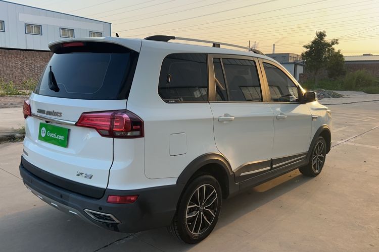 Used SWM X3 2020 1.5L Manual Value Edition 7 Seats Exterior 4