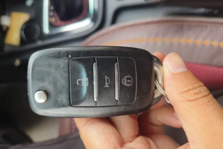 Used SWM X3 2017 1.5T Manual Fashion Model Vehicle Key