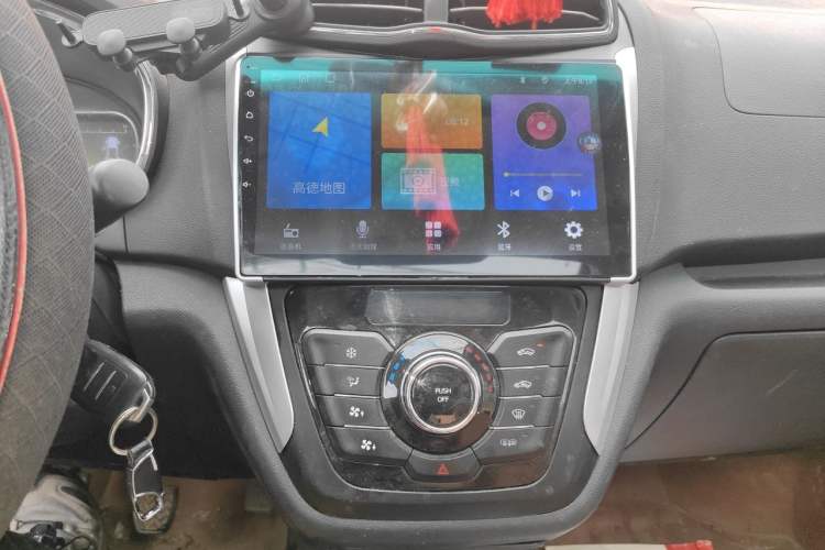 Used SWM X3 2017 1.6L Manual Fashion Model Audio And AC Panel