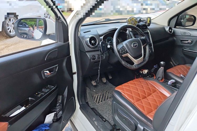 Used SWM X3 2017 1.6L Manual Fashion Model Driver Seat
