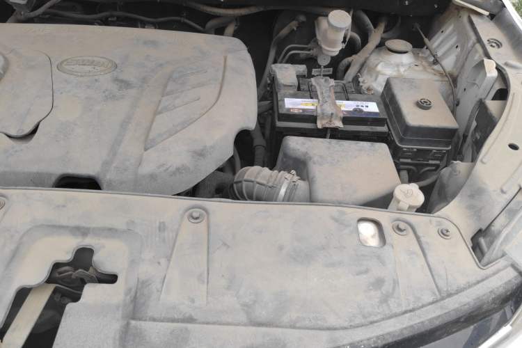 Used SWM X3 2017 1.6L Manual Fashion Model Engine Bay Left