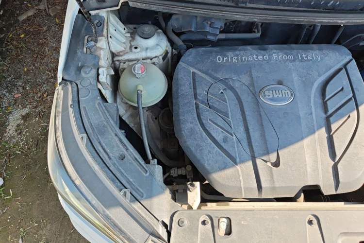 Used SWM X3 2017 1.6L Manual Fashion Model Engine Bay Right