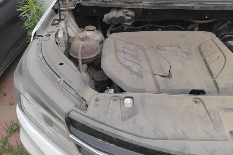 Used SWM X3 2017 1.6L Manual Fashion Model Engine Bay Right