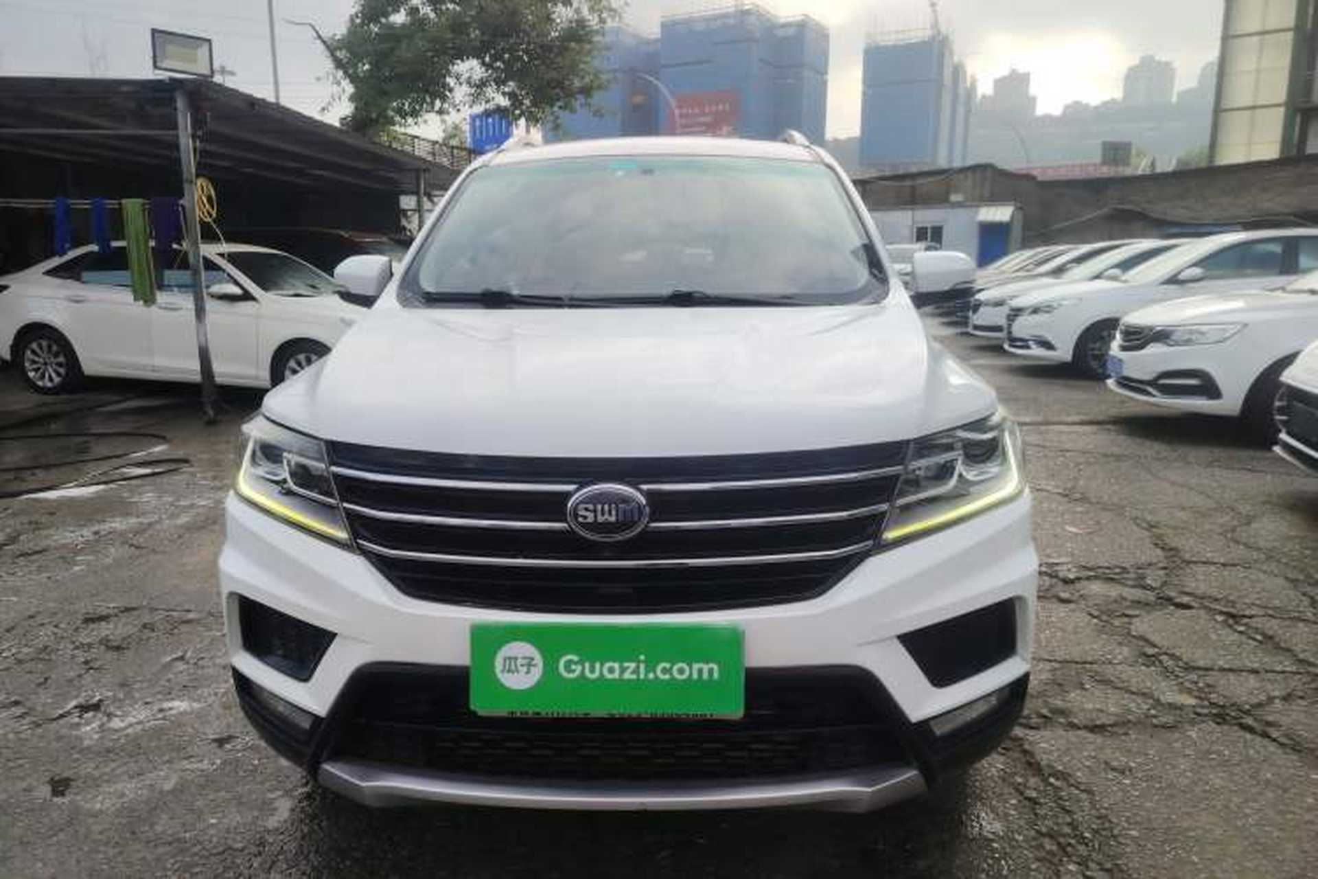 Used SWM X3 2017 1.5T Manual Fashion Model Exterior 1