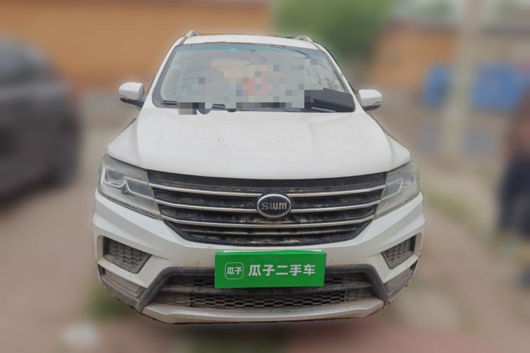 Used SWM X3 2017 1.6L Manual Fashion Model Front