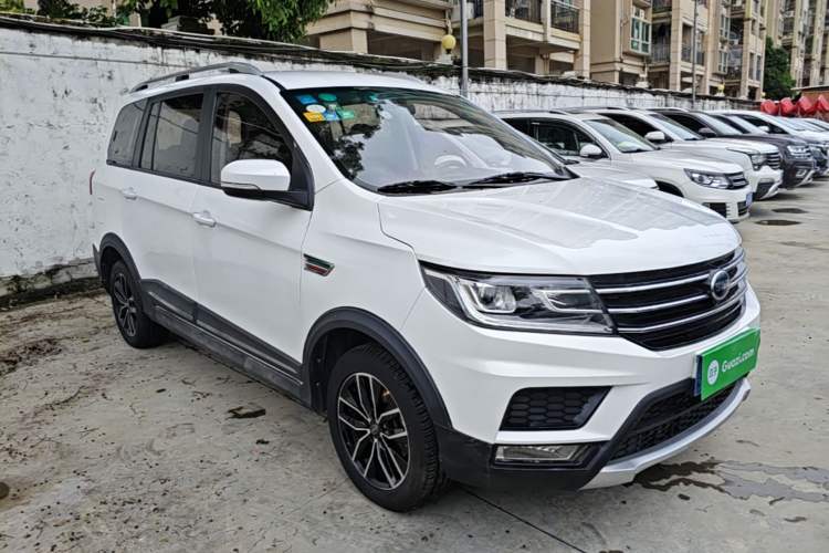 Used SWM X3 2017 1.5T Manual Fashion Model Front Right 45 Deg