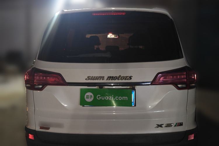 Used SWM X3 2017 1.5T Manual Fashion Model Rear