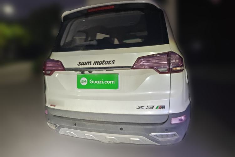 Used SWM X3 2017 1.5T Manual Fashion Model Rear