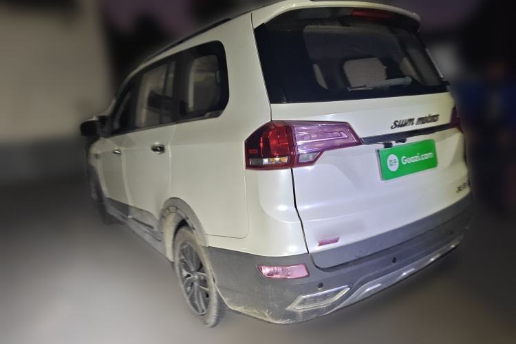 Used SWM X3 2017 1.5T Manual Fashion Model Rear Left 45 Deg
