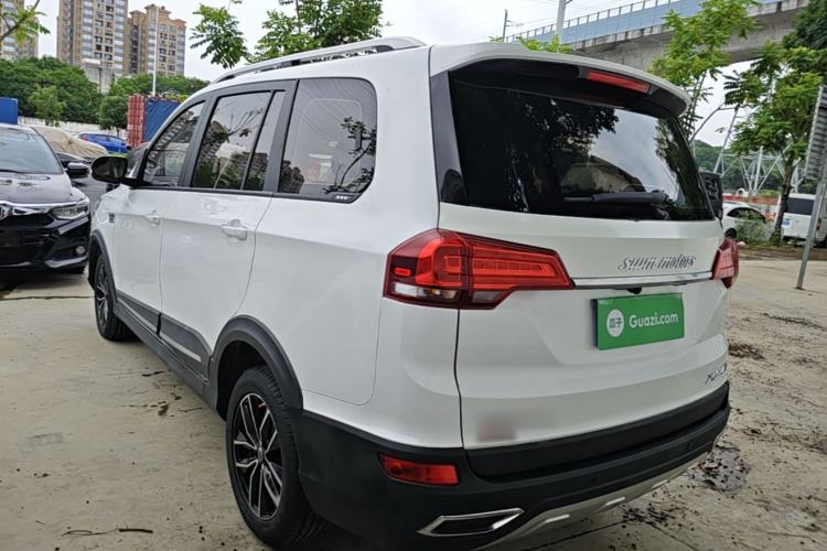 Used SWM X3 2017 1.5T Manual Fashion Model Rear Left 45 Deg