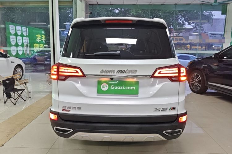 Used SWM X3 2017 1.5T Manual Fashion Model Rear