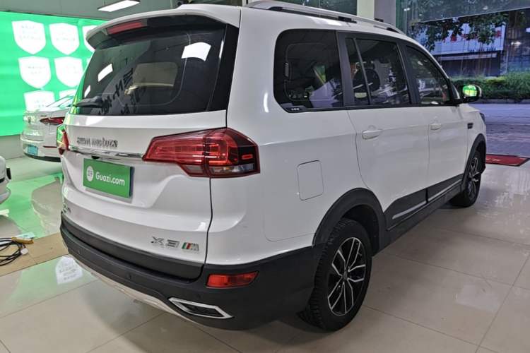 Used SWM X3 2017 1.5T Manual Fashion Model Rear Right 45 Deg