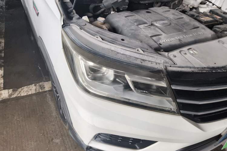 Used SWM X3 2017 1.5T Manual Fashion Model Right Front Headlight