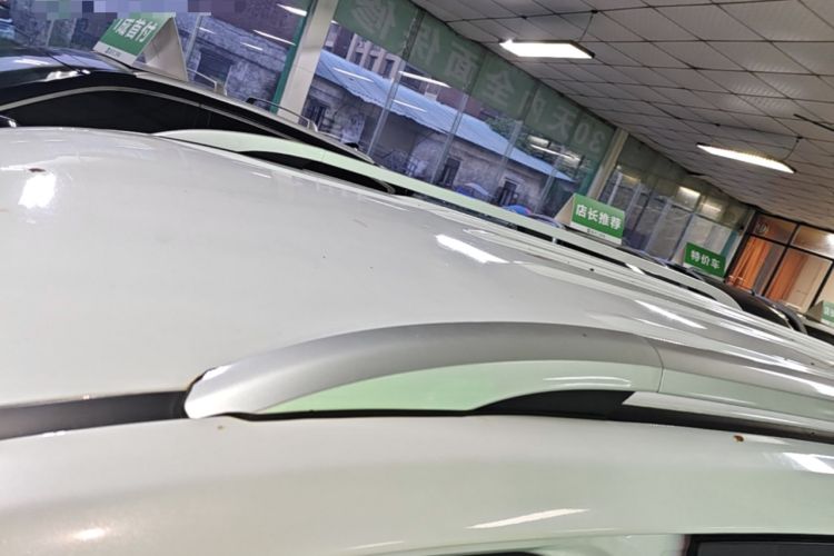 Used SWM X3 2017 1.5T Manual Fashion Model Roof