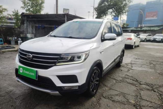 Used SWM X3 2017 1.5T Manual Fashion Model