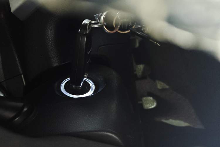 Used SWM X3 2017 1.5T Manual Fashion Model Vehicle Key