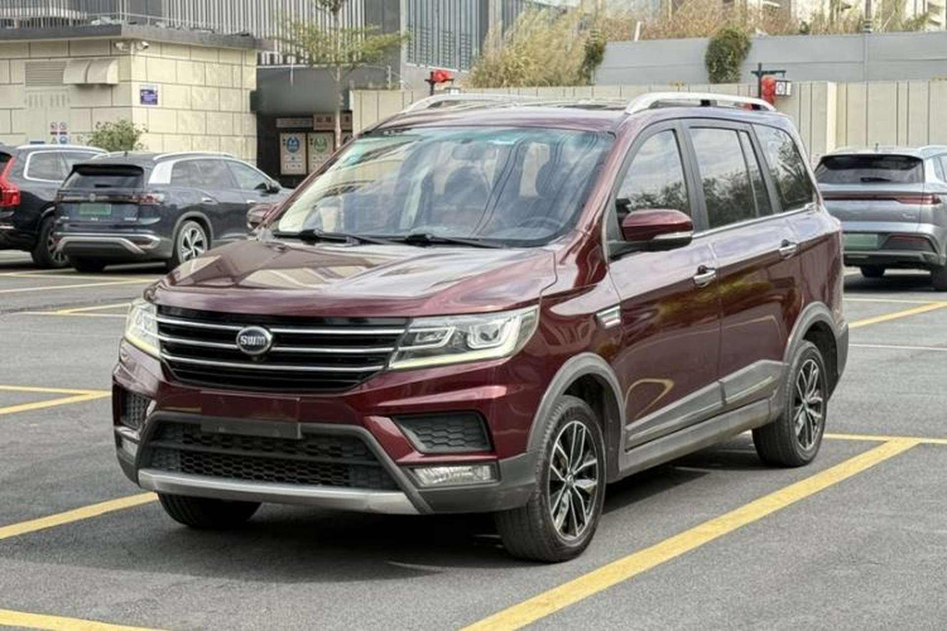 Used SWM X3 2018 1.5L Manual Fashion Model Front Left 45 Deg