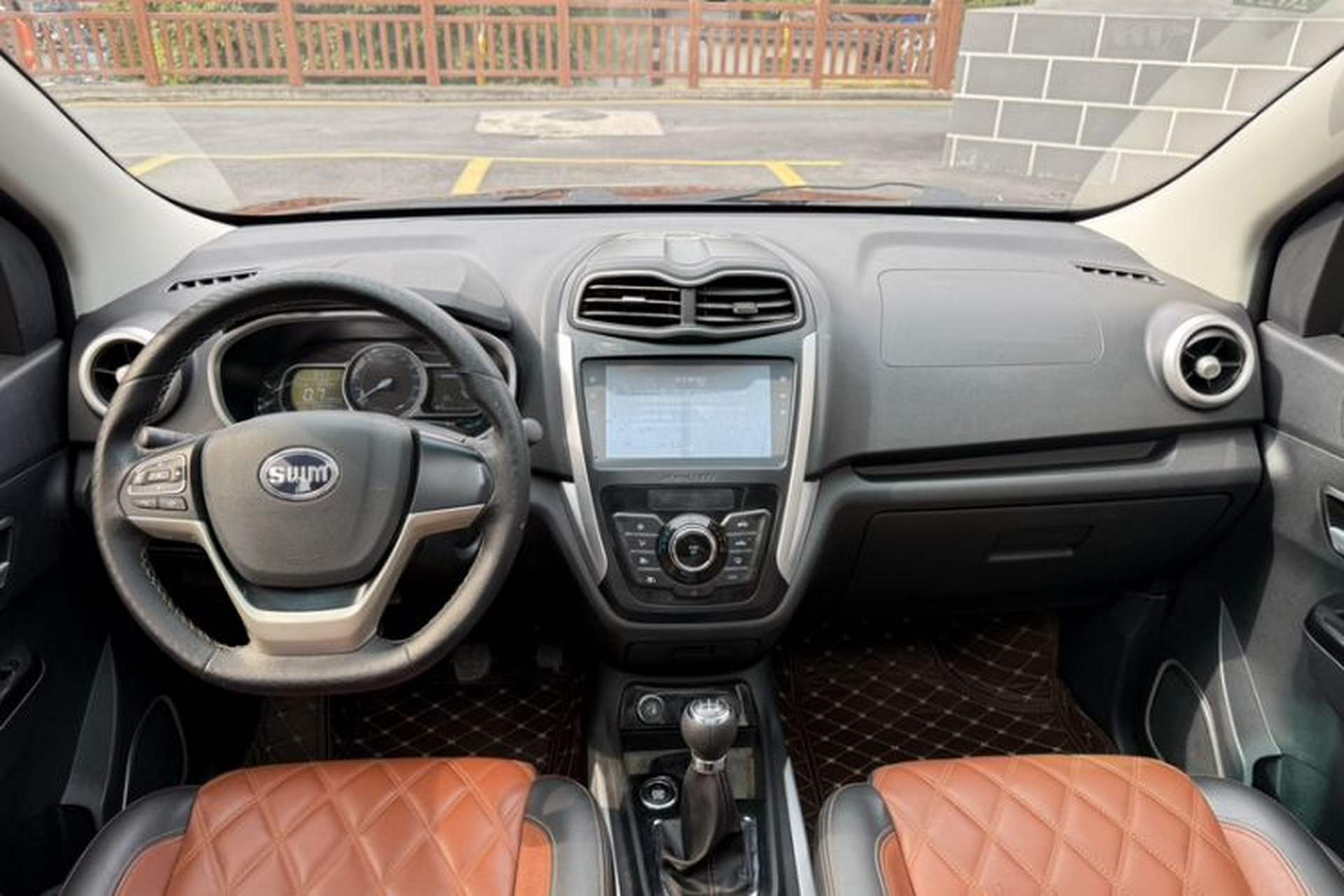 Used SWM X3 2018 1.5L Manual Fashion Model Interior 3
