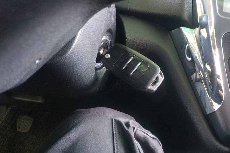 Used SWM X3 2018 1.5L Manual Fashion Model Vehicle Key