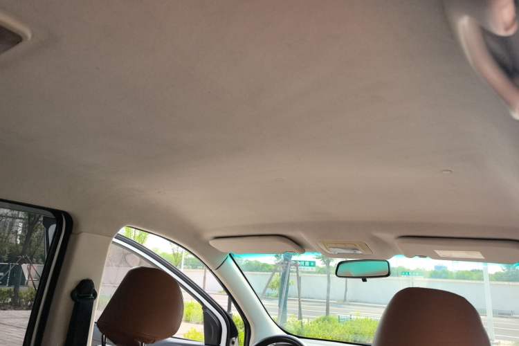 Used SWM X3 2018 1.5L Manual Value Edition Headliner