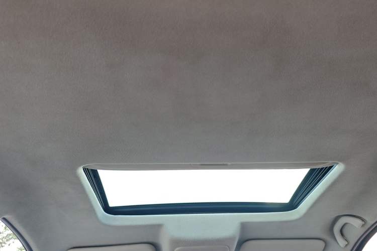 Used SWM X3 2018 1.5L Manual Fashion Model Headliner