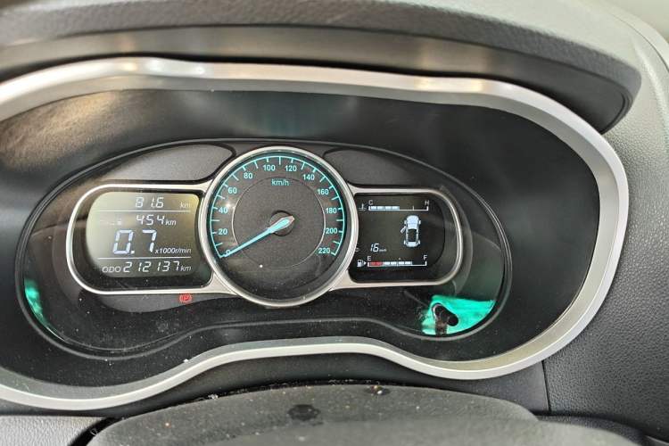 Used SWM X3 2018 1.5L Manual Fashion Model Instrument Cluster