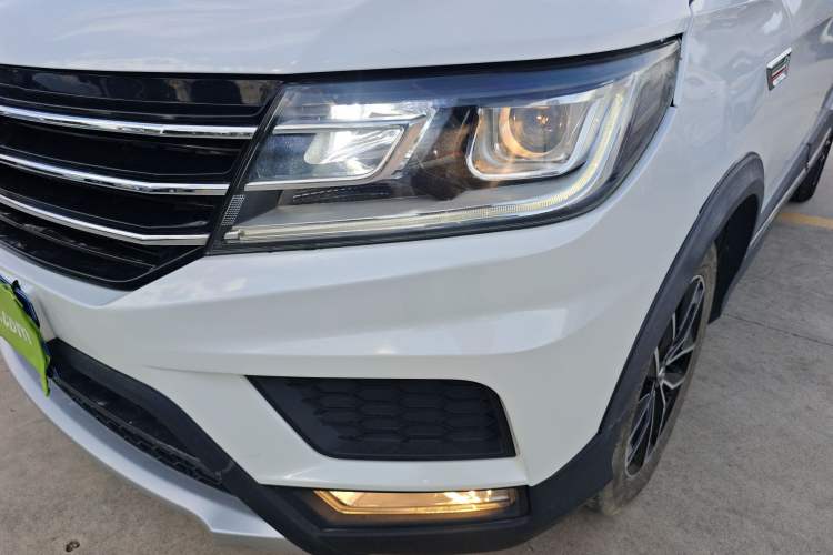 Used SWM X3 2018 1.5L Manual Fashion Model Left Front Headlight