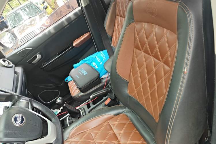 Used SWM X3 2018 1.5L Manual Fashion Model Left Front Seat