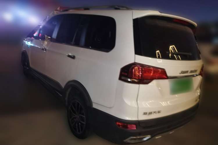 Used SWM X3 2018 1.5L Manual Fashion Model Rear Left 45 Deg