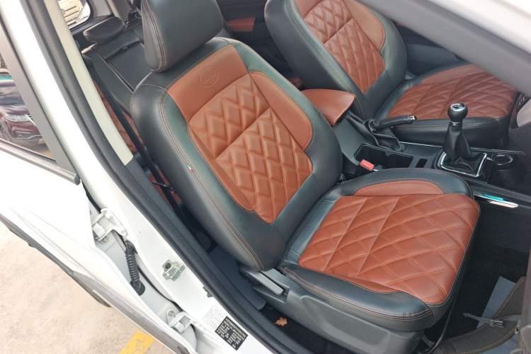Used SWM X3 2018 1.5L Manual Fashion Model Right Front Seat