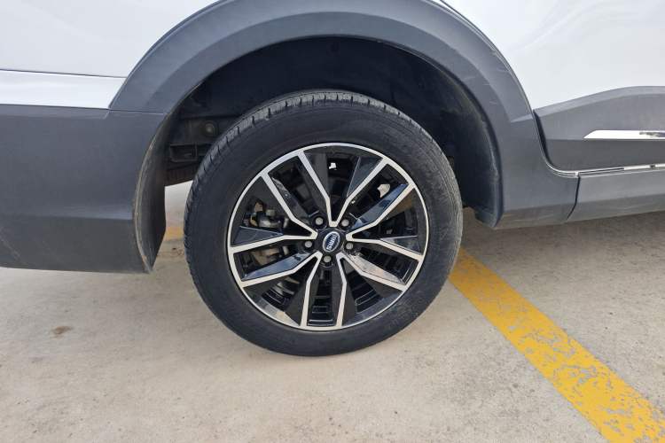 Used SWM X3 2018 1.5L Manual Fashion Model Right Rear Wheel Hub