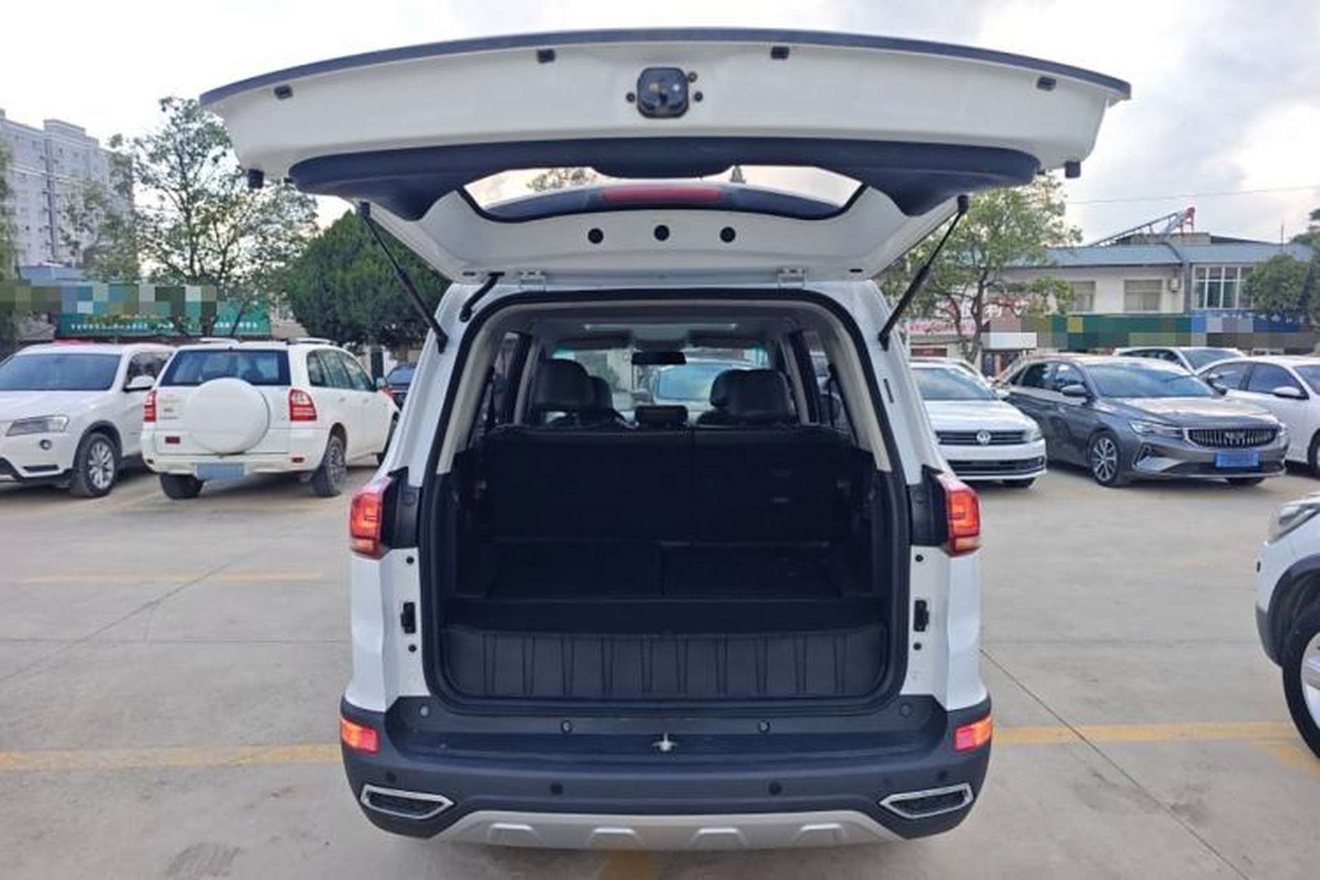 Used SWM X3 2018 1.5L Manual Fashion Model Trunk