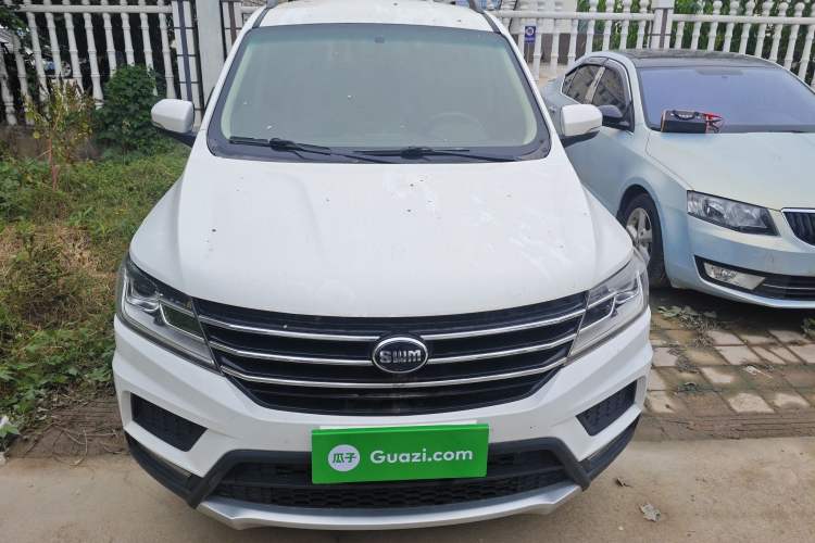 Used SWM X3 2020 1.5L Manual Value Edition 7 Seats Exterior 1