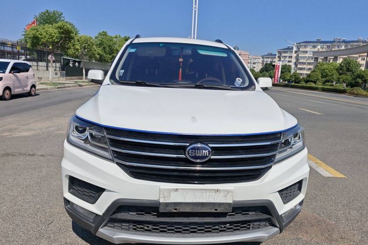 Used SWM X3 2020 1.5L Manual Value Edition 7 Seats Exterior 1