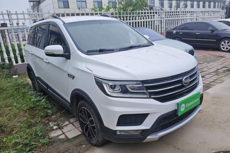 Used SWM X3 2020 1.5L Manual Value Edition 7 Seats Exterior 2