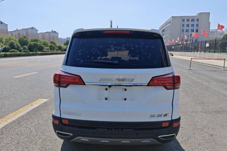 Used SWM X3 2020 1.5L Manual Value Edition 7 Seats Exterior 4