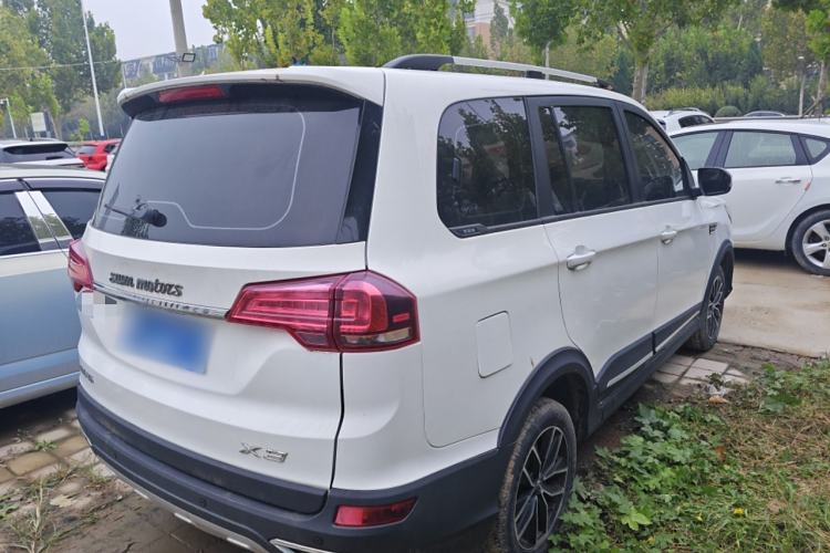 Used SWM X3 2020 1.5L Manual Value Edition 7 Seats Exterior 5