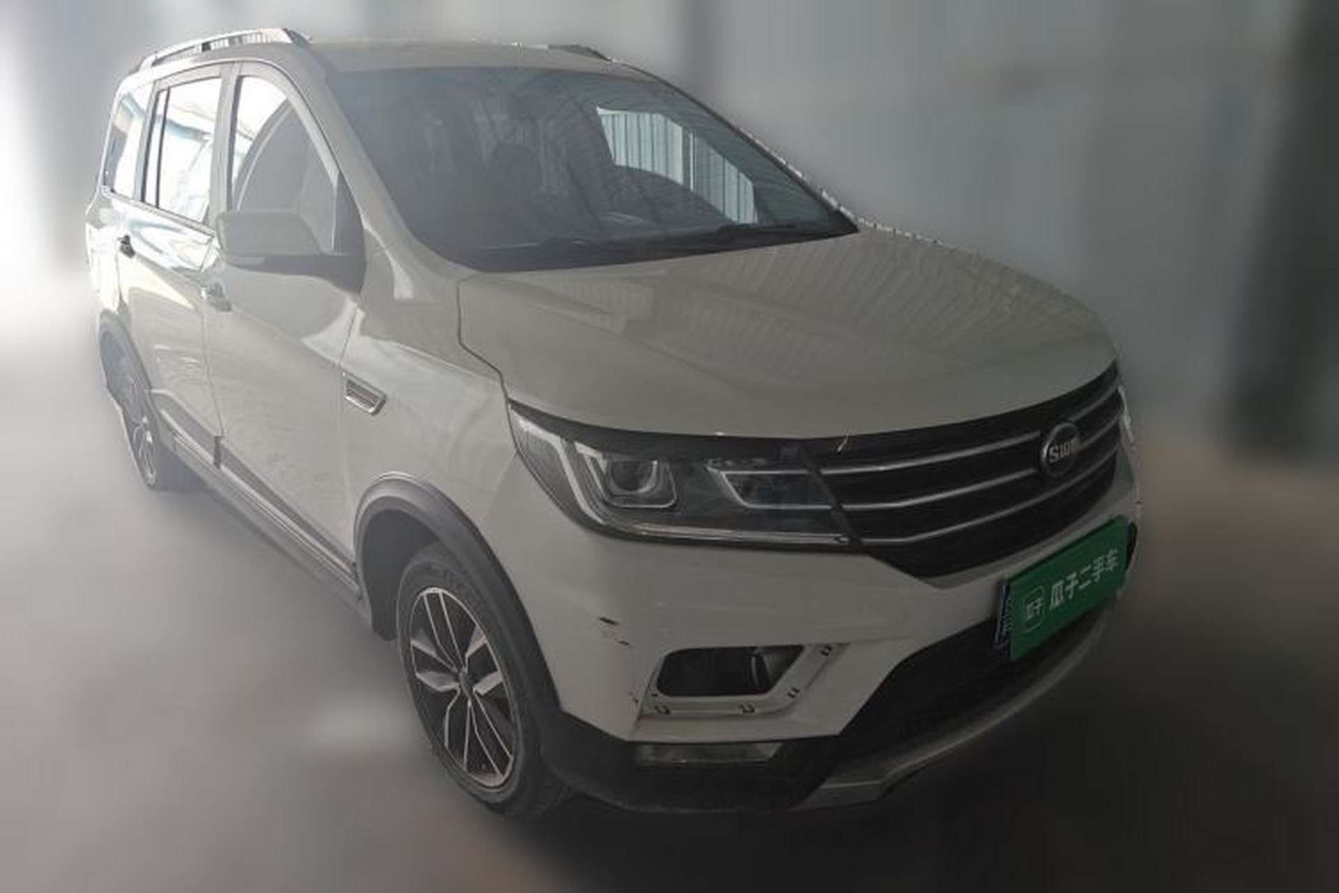 Used SWM X3 2020 1.5L Manual Value Edition 7 Seats Front Right 45 Deg