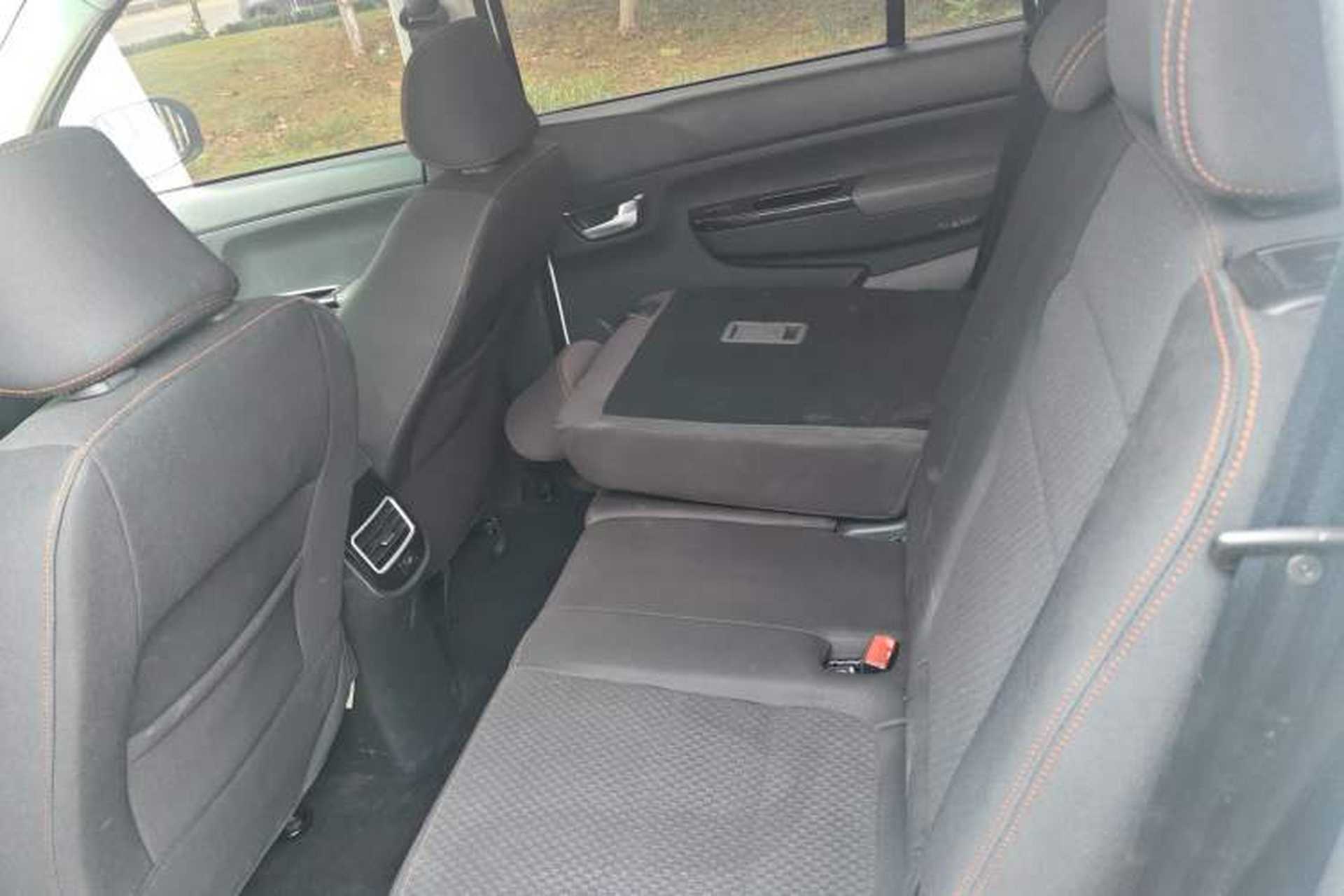 Used SWM X3 2020 1.5L Manual Value Edition 7 Seats Interior 4