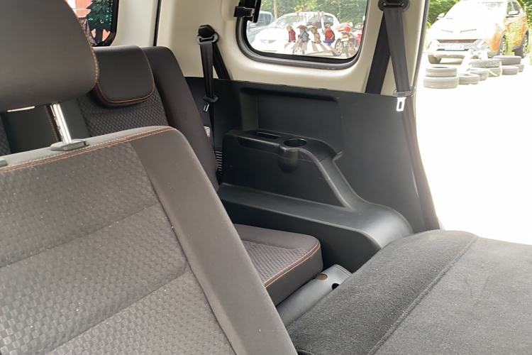 Used SWM X3 2020 1.5L Manual Value Edition 7 Seats Interior 7