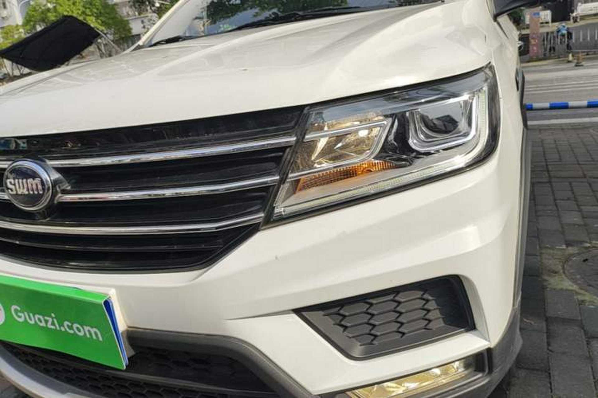 Used SWM X3 2020 1.5L Manual Super Enjoyment Version 7 Seats Left Front Headlight