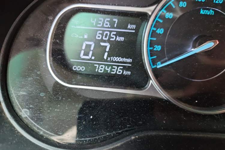 Used SWM X3 2020 1.5L Manual Value Edition 7 Seats Odometer Close Up