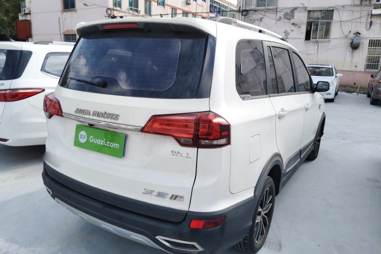 Used SWM X3 2020 1.5L Manual Value Edition 7 Seats Rear Right 45 Deg