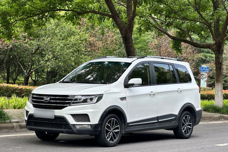 Used SWM X3 2021 1.5L Manual Comfort Version 7 Seats Guazi used car, China used car export, Used car for sale, Used cars, Cheapest cars for sale