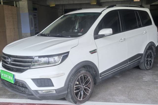 Used SWM X3 2021 1.5L Manual Comfort Version 7 Seats