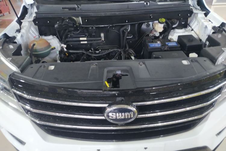Used SWM X3 2021 1.5L Manual Comfort Version 7 Seats Engine Bay