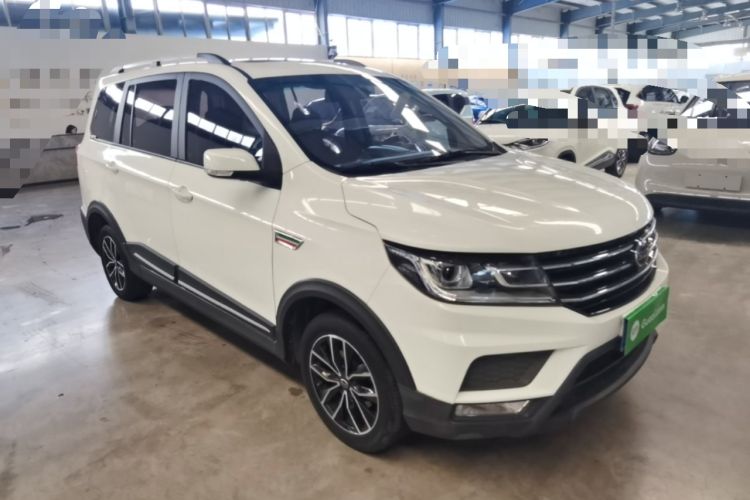 Used SWM X3 2021 1.5L Manual Comfort Version 7 Seats Front Right 45 Deg