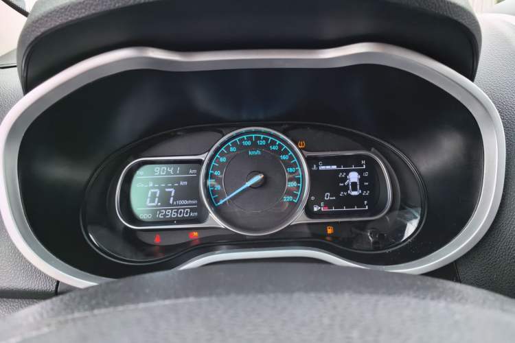 Used SWM X3 2021 1.5L Manual Comfort Version 7 Seats Instrument Cluster