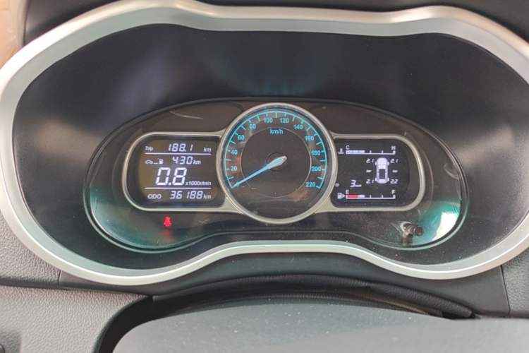 Used SWM X3 2021 1.5L Manual Comfort Version 7 Seats Instrument Cluster